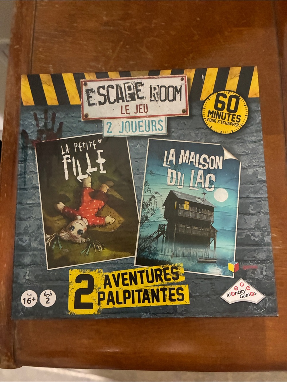 Escape Room Le Jeu - Blue, Yellow